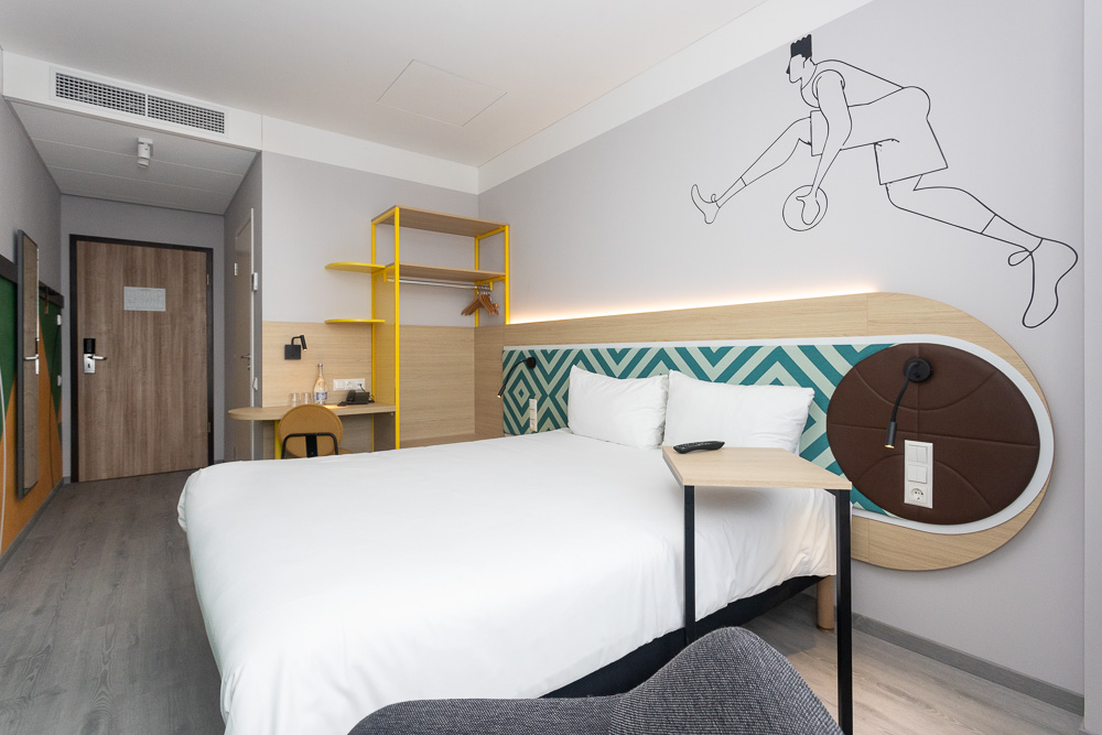 IBIS Styles